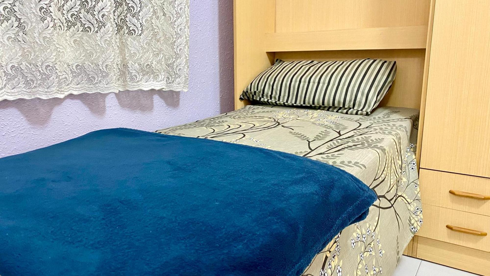 Habitacion Barato En Piso Familiar Compartido El Centro De La Ciudad Cerca De La Estacion De Autobuses Tarragona Exteriör bild